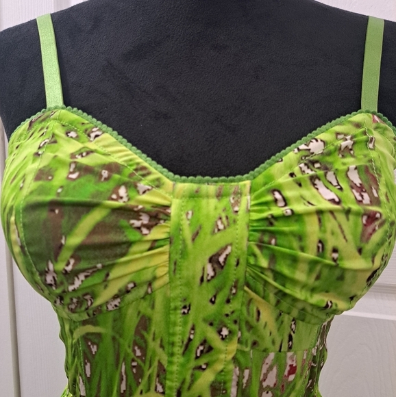 Anthropologie Silk Sculpted Green Grass Slip Dress     Size 2 - Picture 2 of 15